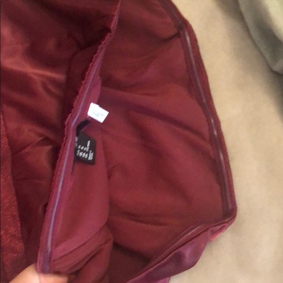 H&M dress. Party dress. So good fit. - Picture 6 of 8